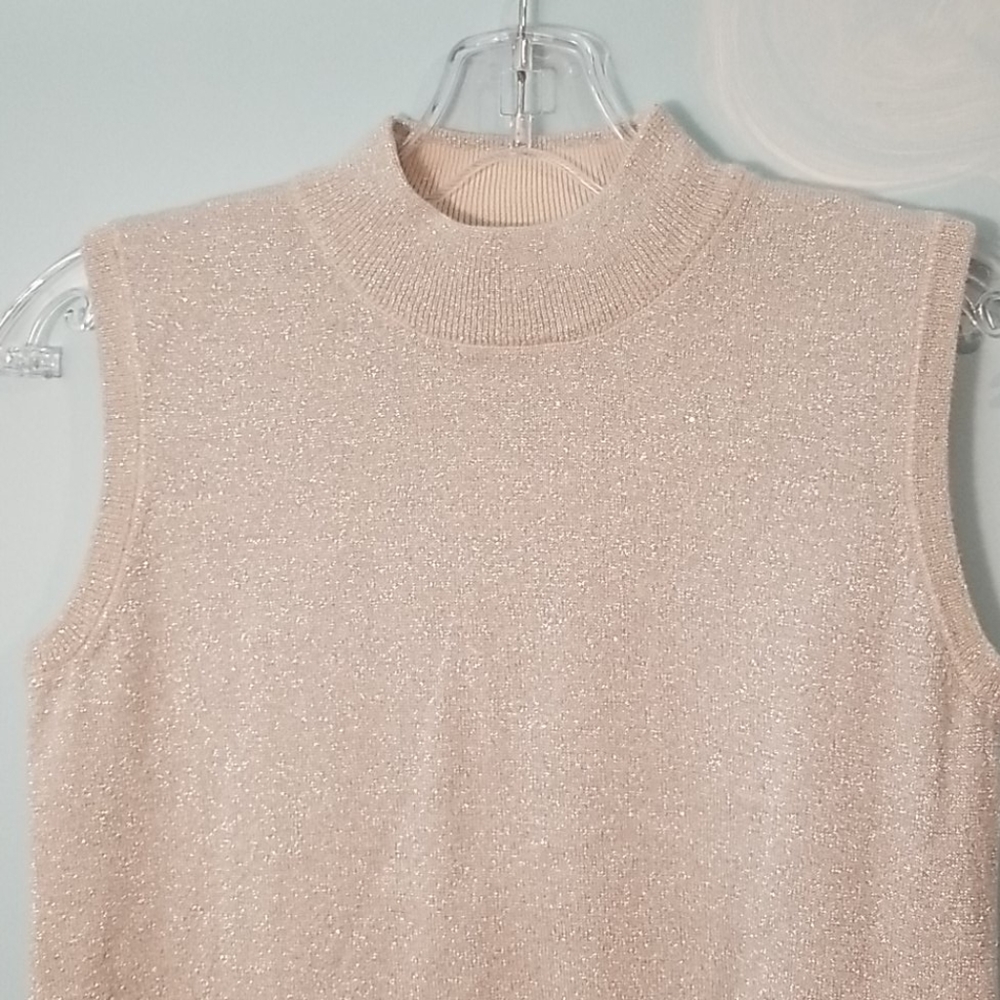 Silver sparkly tinsel sleeveless knit top medium